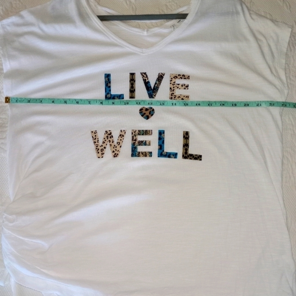 Live❤️Well Action Women's V-Neck Short Sleeve Tee Graphic T-Shirt size XL - Picture 8 of 8